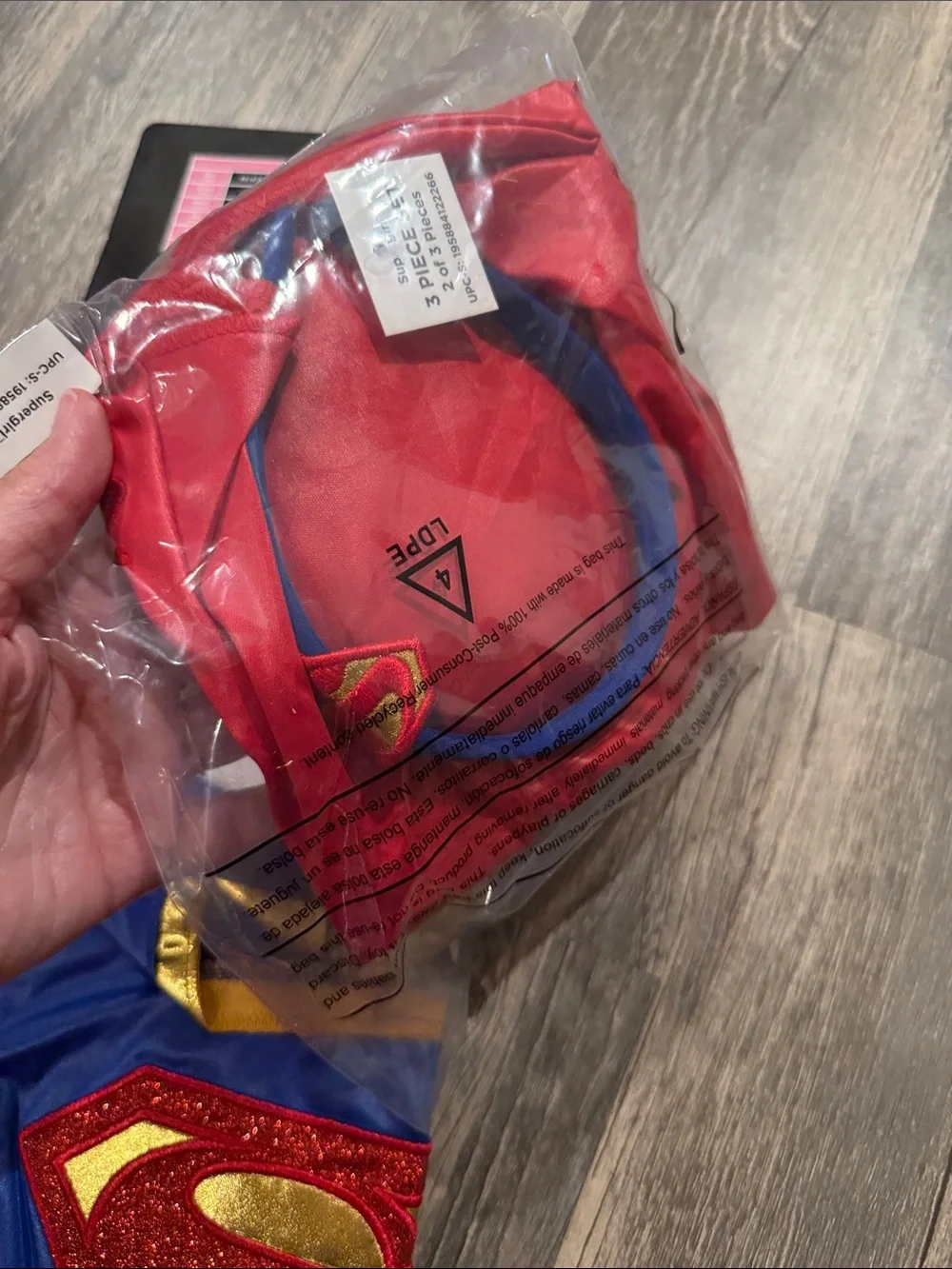 Supergirl Girls' Halloween Costume Dress with Red Cape - Girls' S (6/6X)